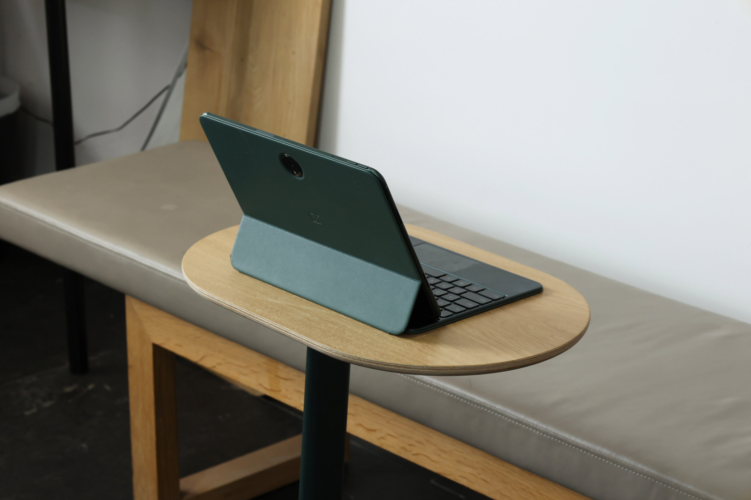 Lean Low - Origin Furniture